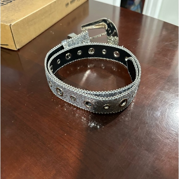 Rhinestone Belt Silver - Picture 6 of 7
